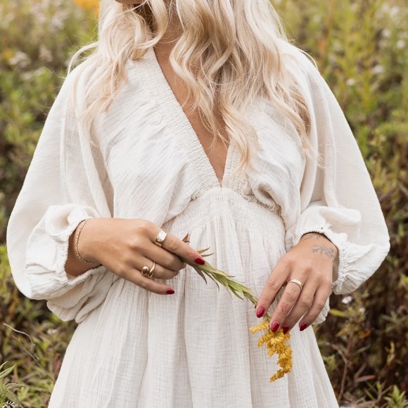 ShopIvoryBuck Sunday Brunch Linen Mini Dress Size L in Cream - NWT✨ - Picture 3 of 9